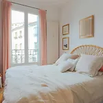 The Iris - Cosy Spacious House & Terrace